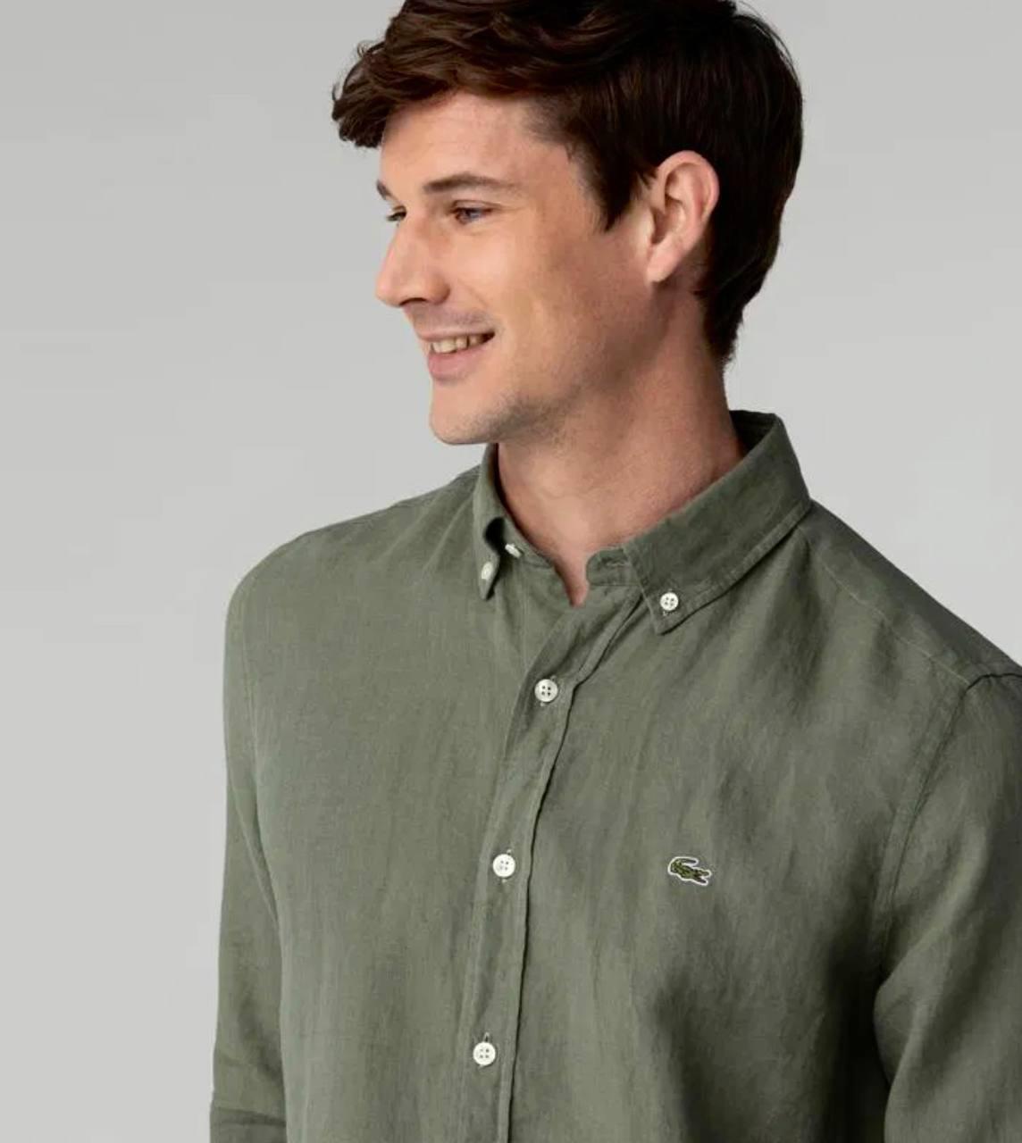 Lacoste 100% Keten Erkek Gömlek – Fransız Kalitesiyle Serinlik